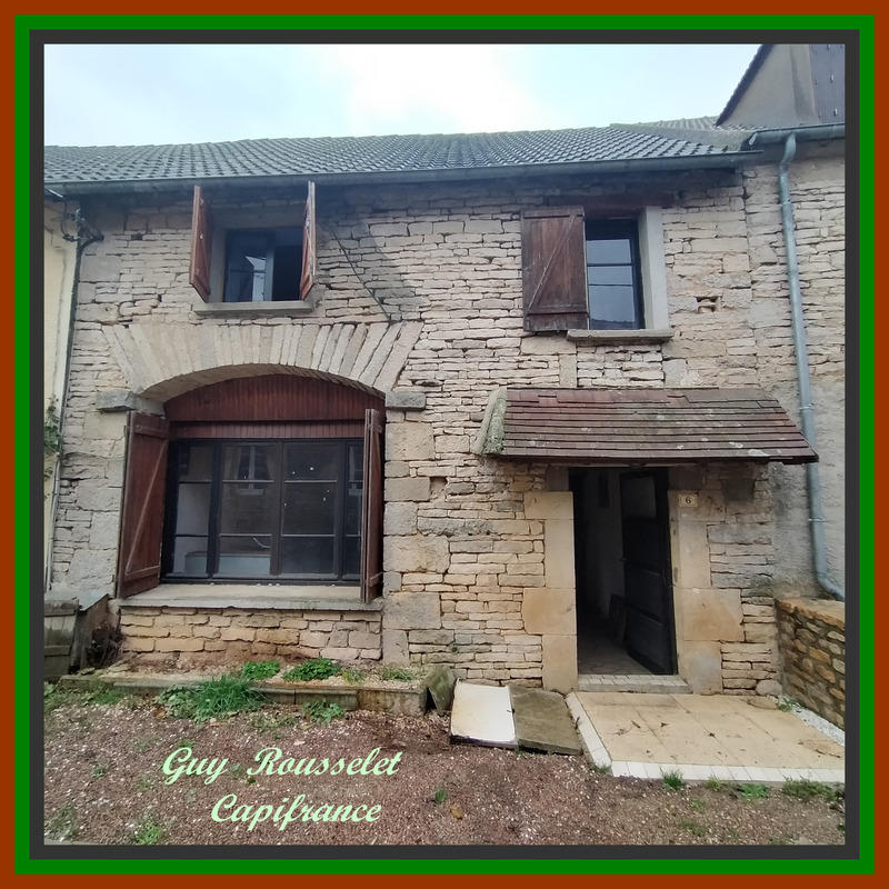 Maison de village - 90 m² - 4 pièces