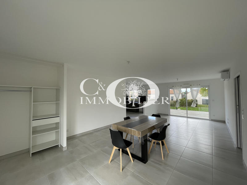 Maison - 105 m² - 4 pièces