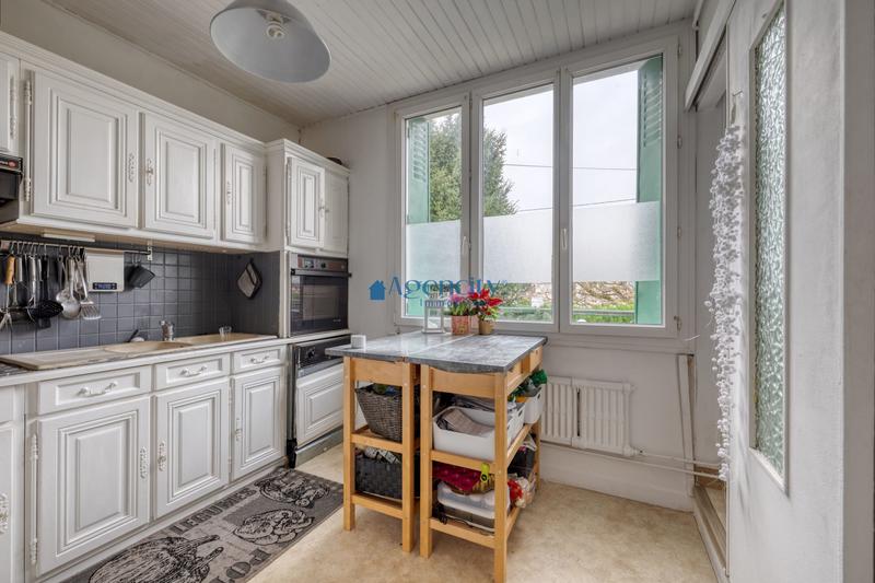 Maison - 137 m² - 6 pièces