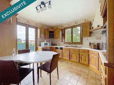 Maison - 206 m² - 6 pièces