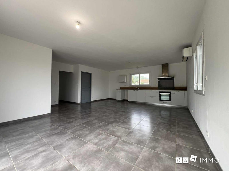 Maison contemporaine - 93 m² - 5 pièces