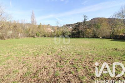 Terrain - 1 050 m²