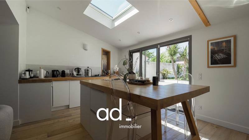 Maison - 147 m² - 6 pièces