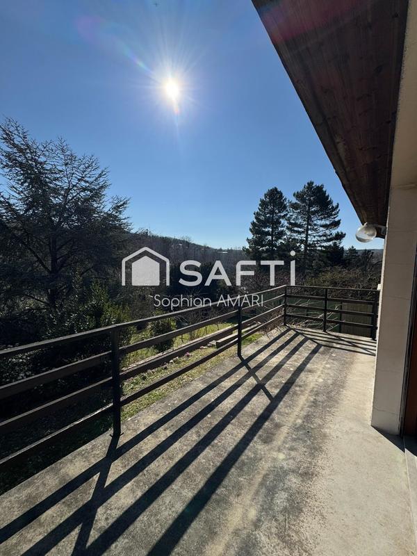 Maison - 142 m² - 7 pièces