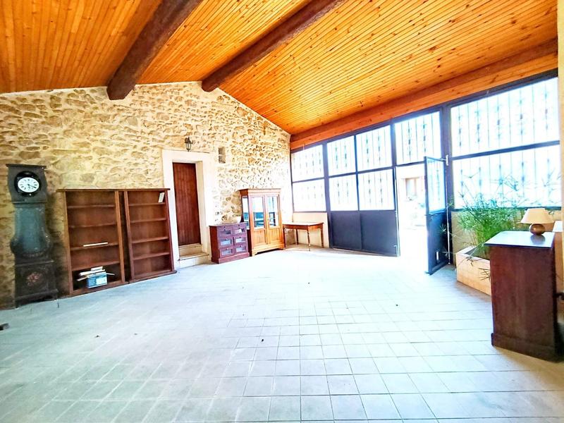 Maison - 240 m² - 10 pièces