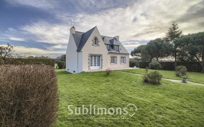 Maison - 145 m² - 9 pièces