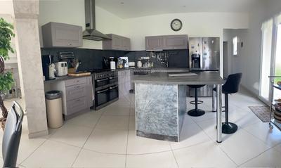 Maison - 187 m² - 5 pièces