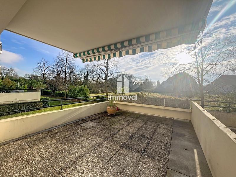 Appartement - 104 m² - 4 pièces