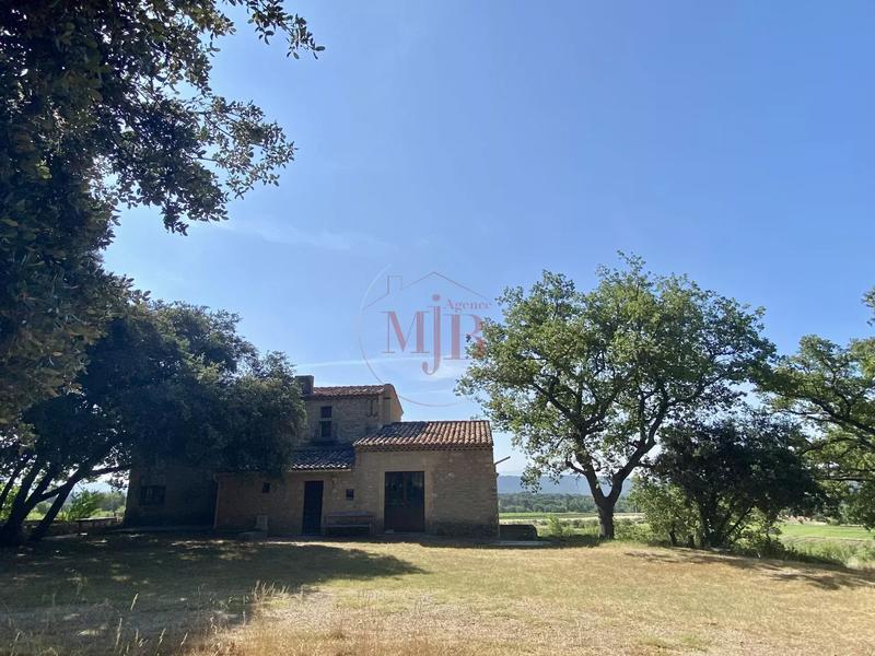 Mas - 478 m² - 15 pièces