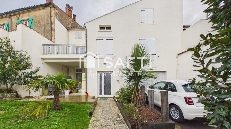 Maison - 302 m² - 11 pièces