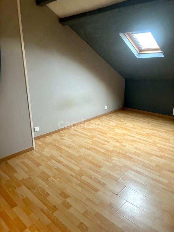 Appartement - 84 m² - 3 pièces