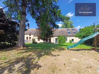 Maison - 205 m² - 9 pièces