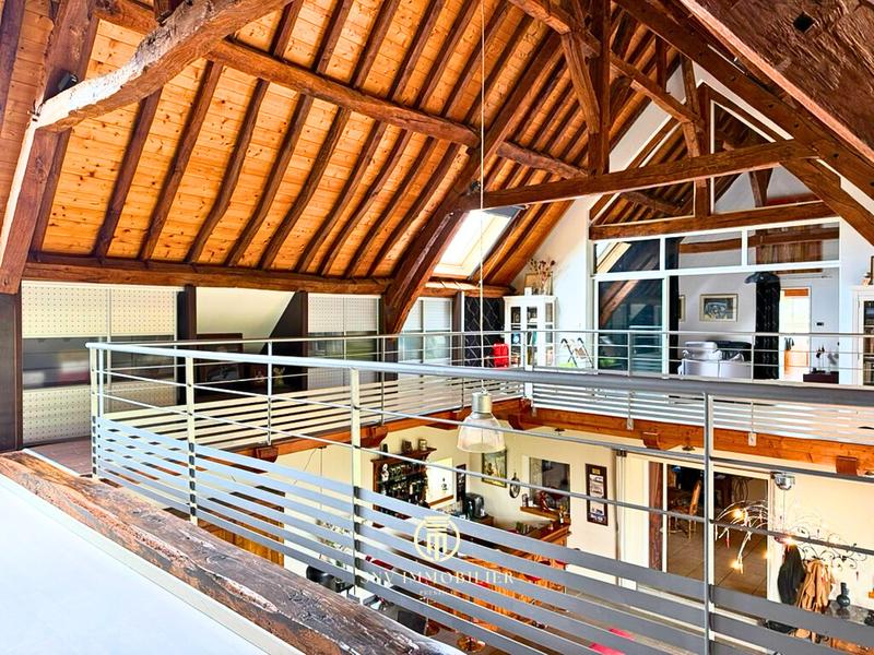 Propriété - 430 m² - 11 pièces