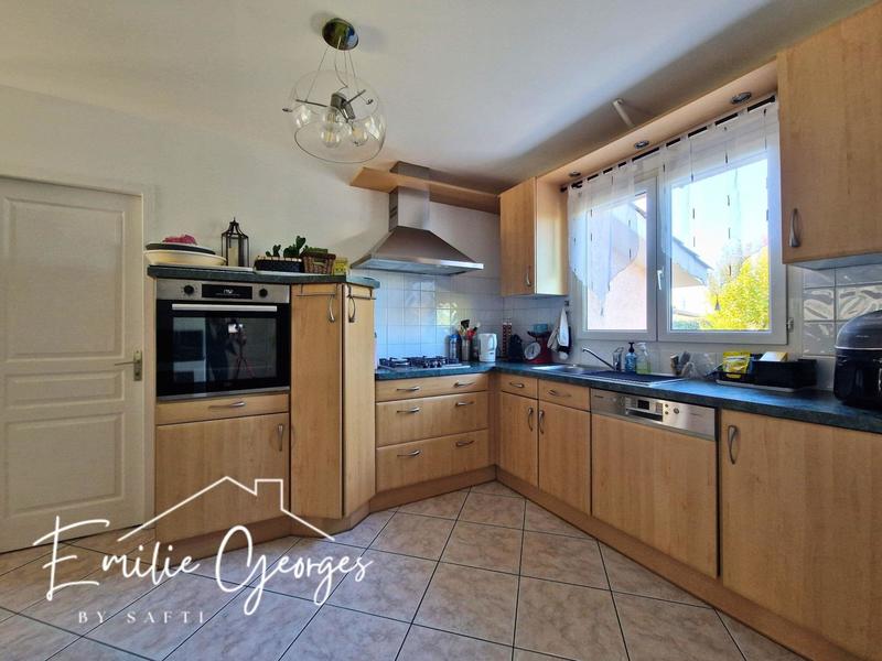 Maison - 154 m² - 7 pièces