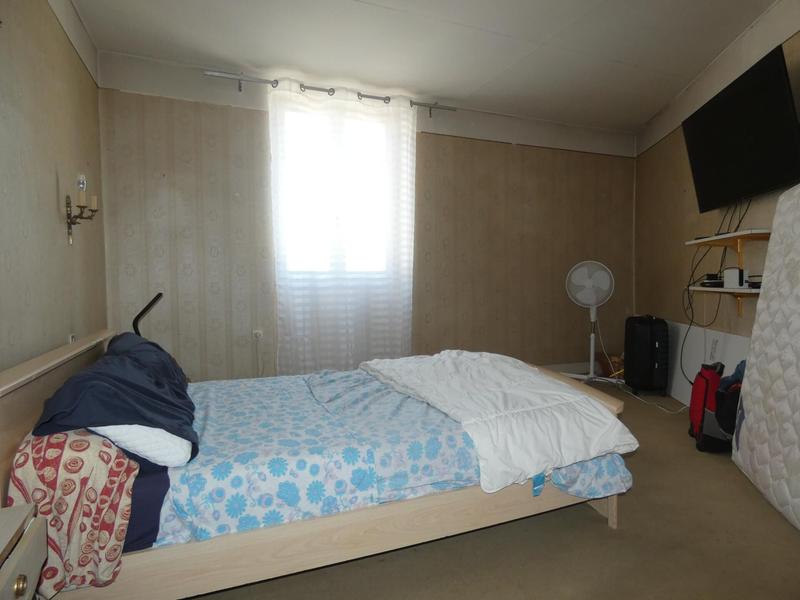 Maison - 180 m² - 7 pièces