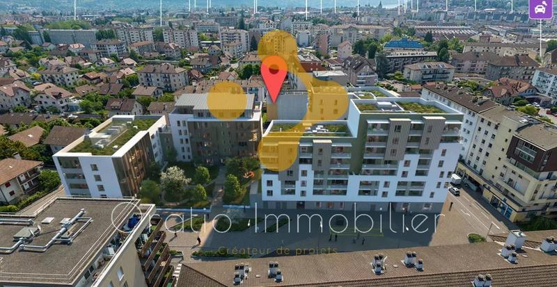 Appartement - 107 m² - 5 pièces