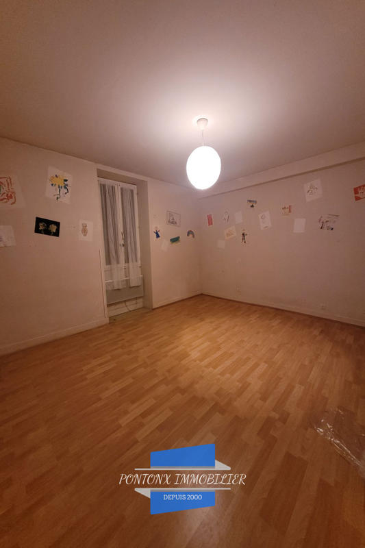 Maison - 185 m² - 7 pièces