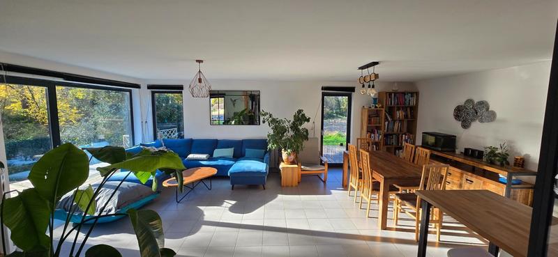 Maison - 150 m² - 8 pièces