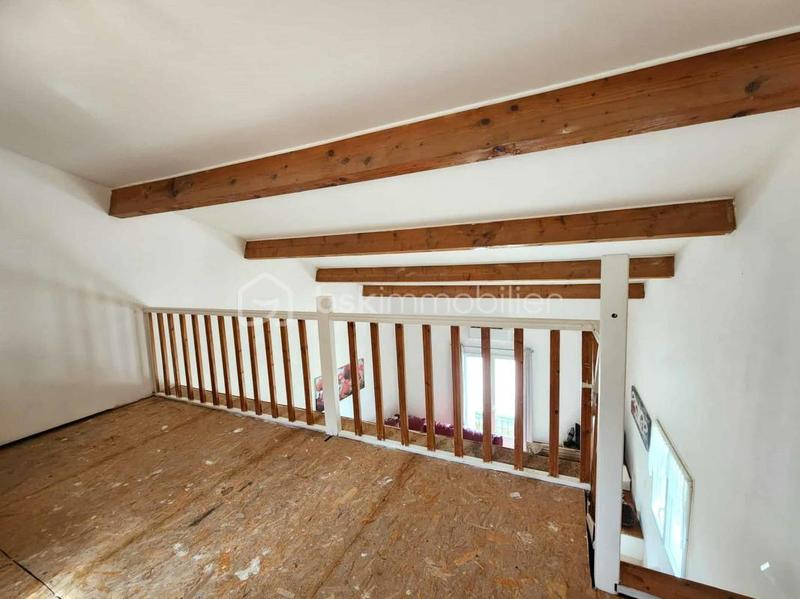 Villa - 214 m² - 9 pièces