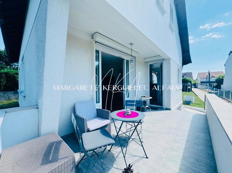 Maison - 145 m² - 7 pièces