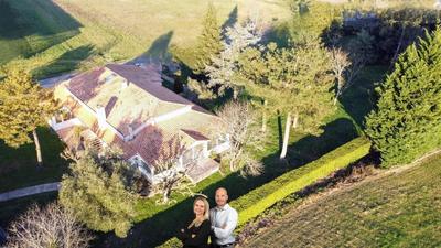 Maison - 210 m² - 6 pièces