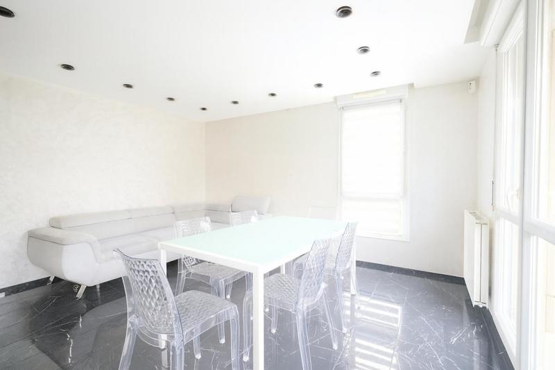 Appartement - 75 m² - 4 pièces