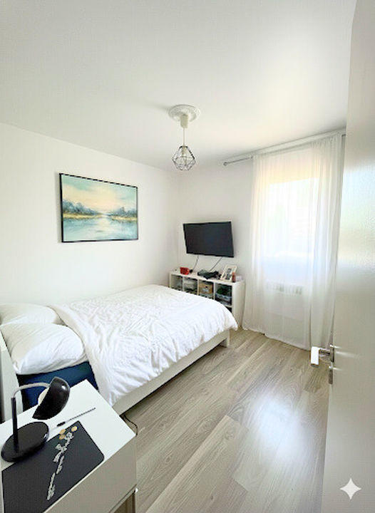 Maison - 93 m² - 4 pièces