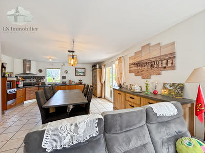 Maison - 144 m² - 5 pièces