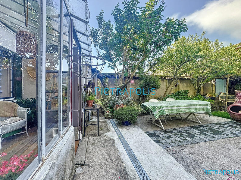 Maison - 198 m² - 7 pièces