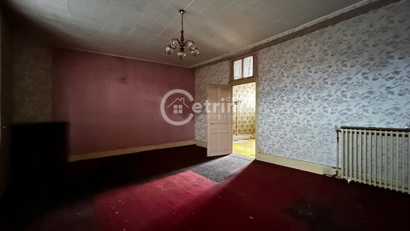 Immeuble - 225 m² - 8 pièces