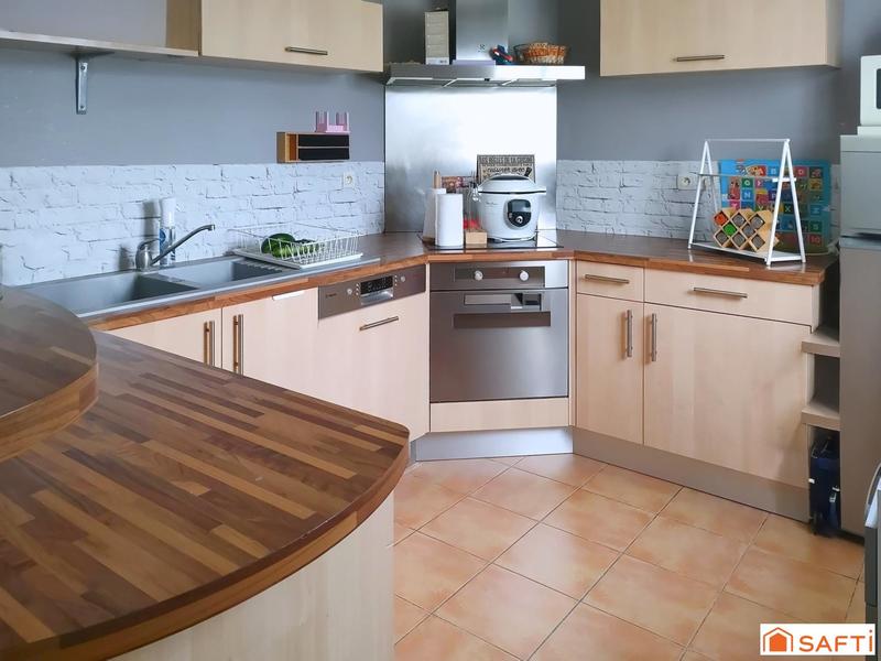 Maison - 94 m² - 4 pièces