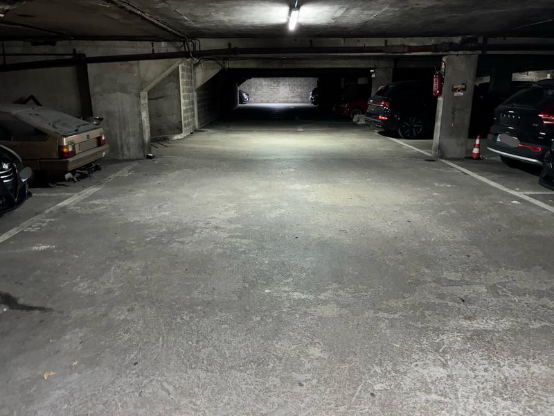 Parking / Garage - 10 m²