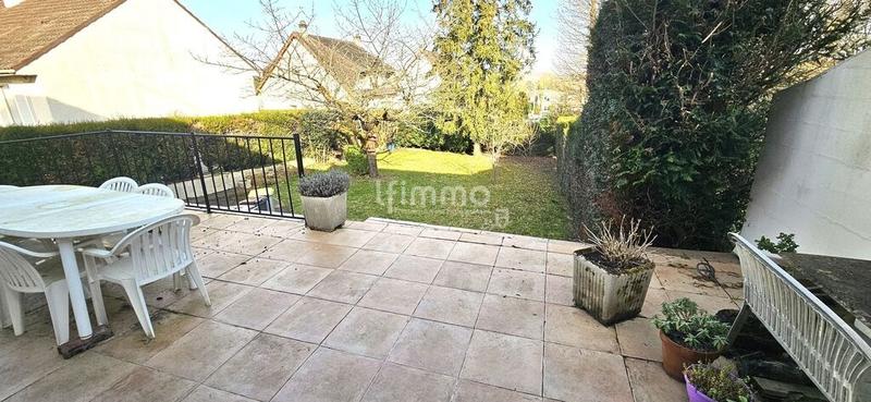 Pavillon - 111 m² - 5 pièces