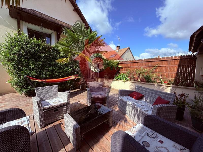 Maison - 162 m² - 5 pièces