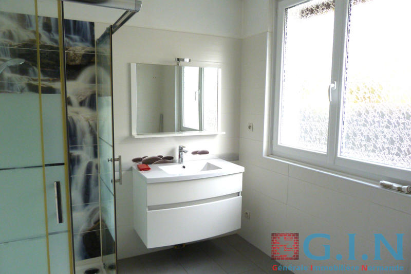 Maison - 70 m² - 4 pièces