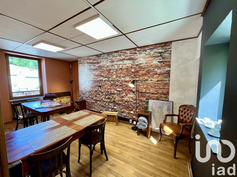 Maison - 252 m² - 7 pièces