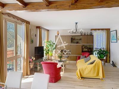 Appartement - 129 m² - 5 pièces