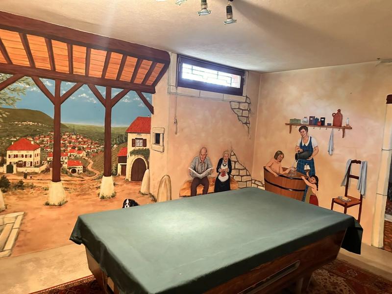 Maison - 240 m² - 6 pièces