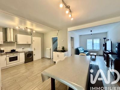 Maison - 103 m² - 5 pièces