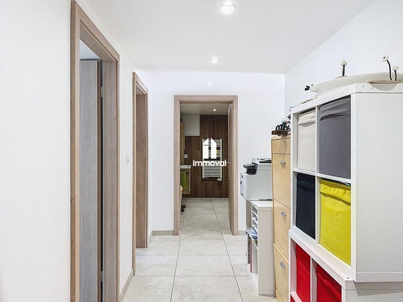 Appartement - 104 m² - 4 pièces