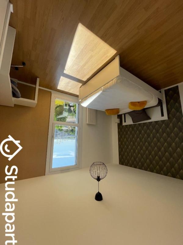 Chambre - 14 m² - 1 pièce