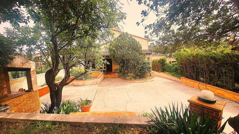 Maison - 210 m² - 7 pièces