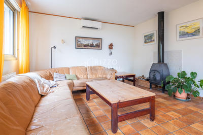 Maison - 200 m² - 6 pièces