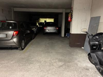Parking / Garage - 11 m²