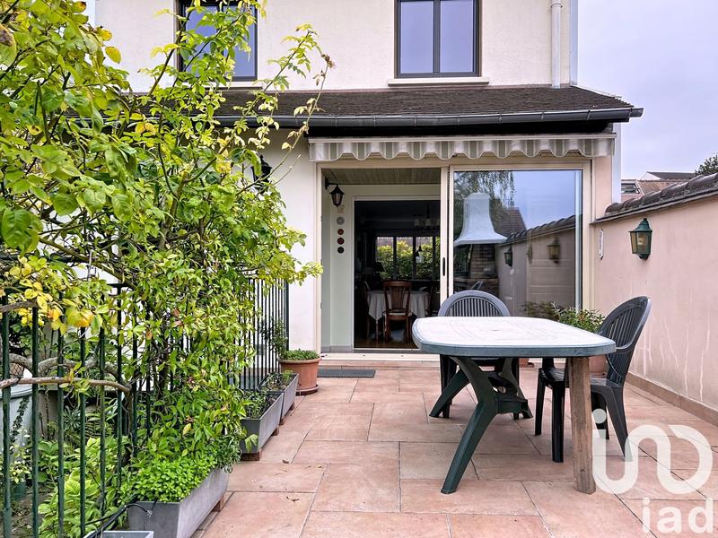 Maison - 140 m² - 6 pièces