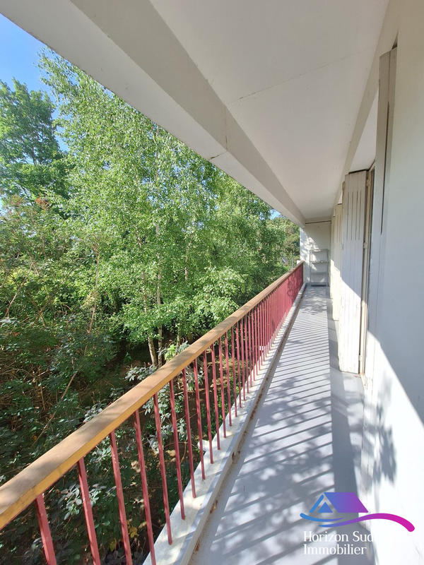 Appartement - 102 m² - 4 pièces