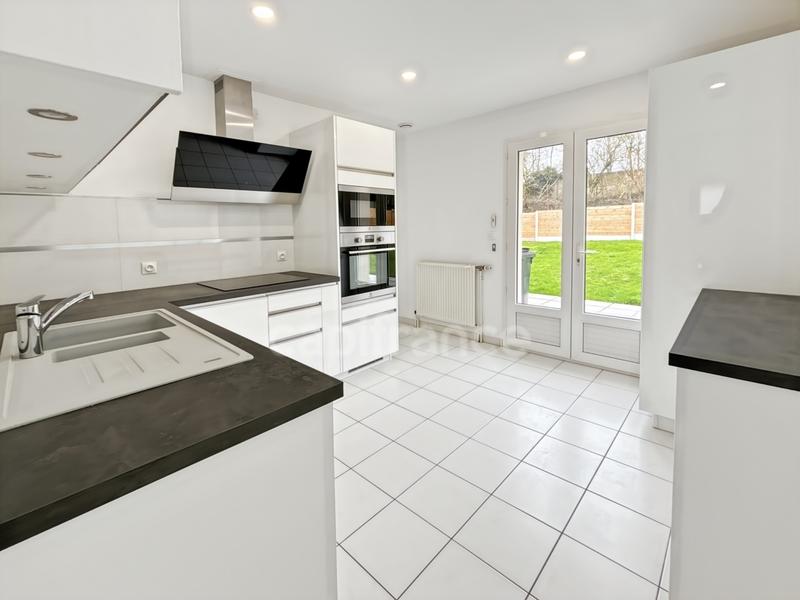 Maison - 120 m² - 5 pièces