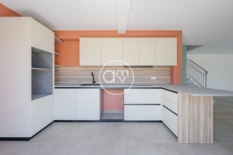 Maison - 142 m² - 5 pièces