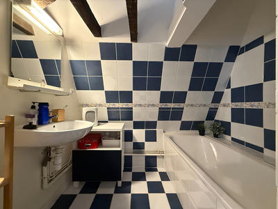 Appartement - 96 m² - 4 pièces