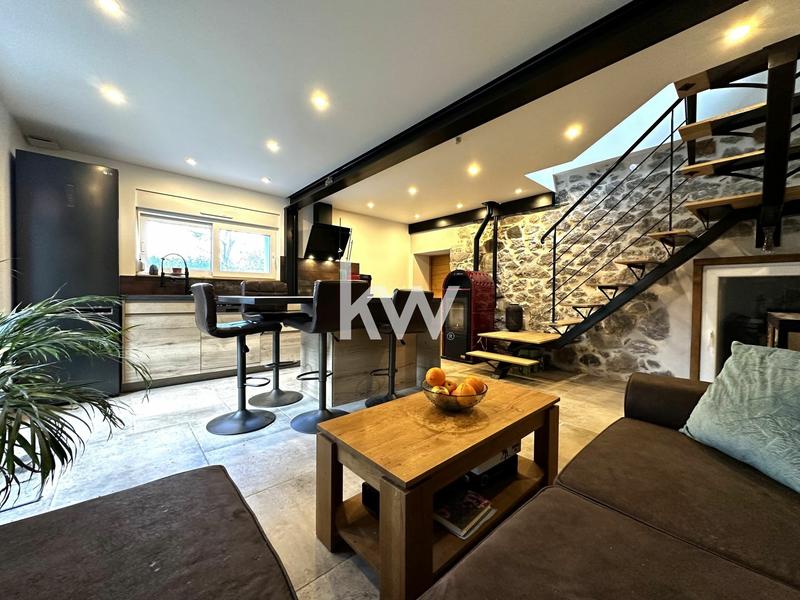 Maison - 105 m² - 4 pièces